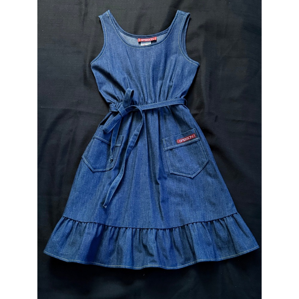 70's‎ Sasson denim dress size 12
Union label Western, A-line, Ruffle Made in USA